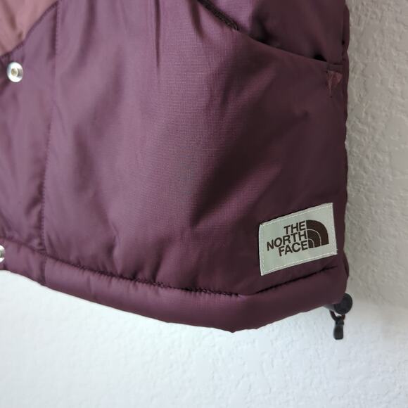 The North Face Women's Sylvester Vest Purple Color Block Retro Puffer Small EUC - Picture 5 of 10